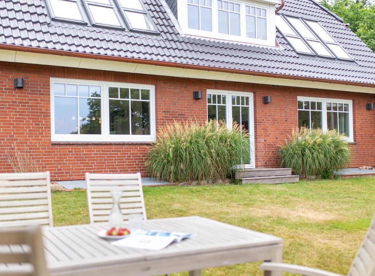 Haus Watthus - Wohnung Paradies ネーベル エクステリア 写真